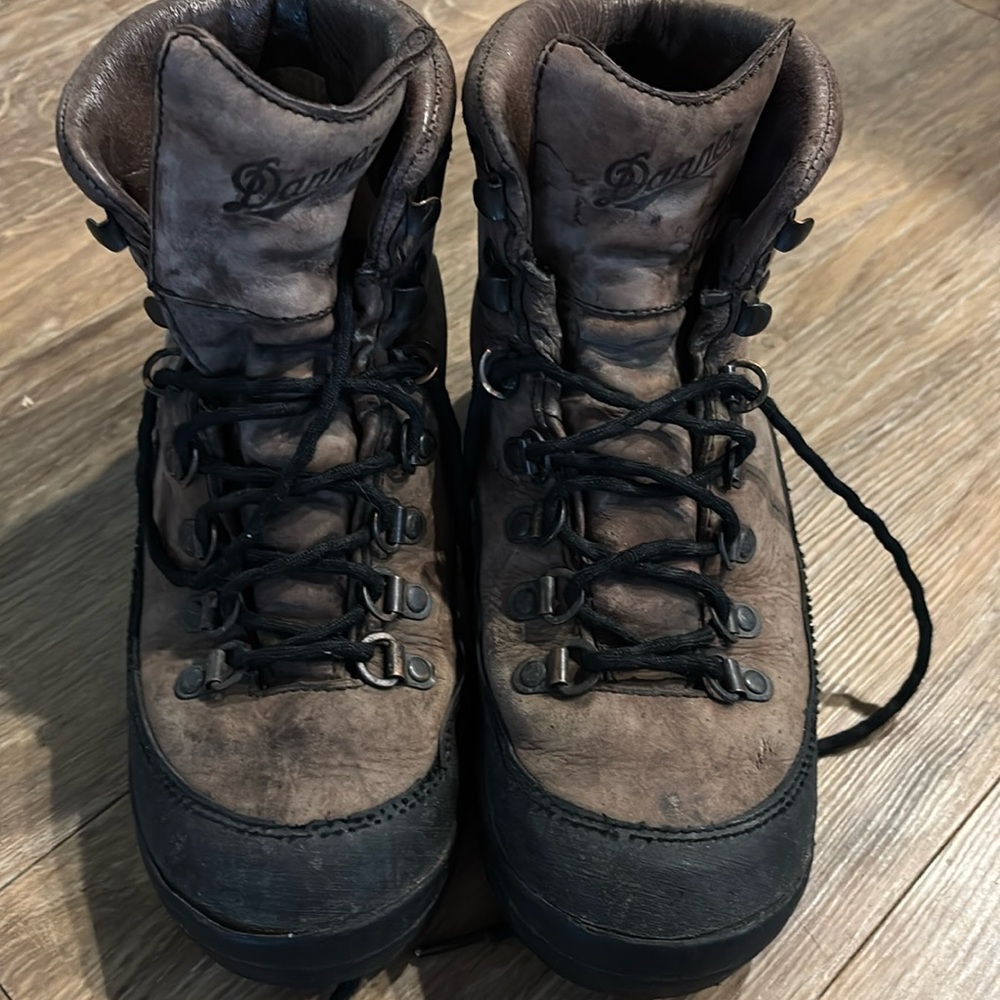 Danner Hiking Boots Womens Size 7 Leather 6 Inch Talus GTX Brown 43551 Outdoor